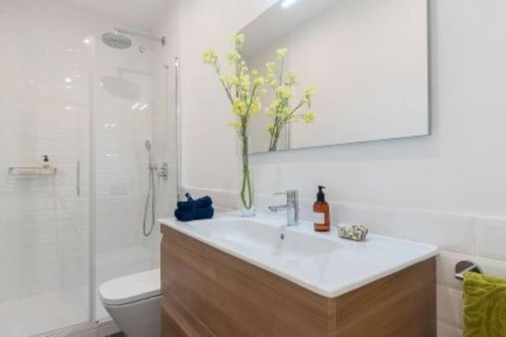 Madrid center 2 bedrooms quiet apartment Exterior foto